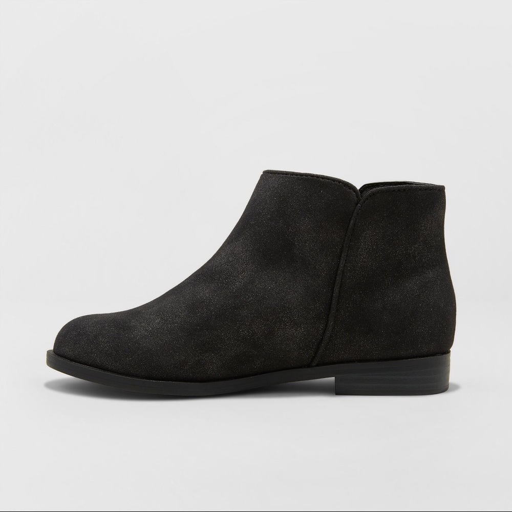 Girls Kids Black Jani Ankle Fall Fashion Boot NWT - Picture 2 of 3